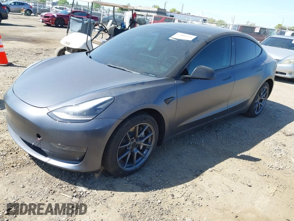 2023 Tesla Model 3 z VIN 5YJ3E1EA2PF404614, wystawiony jako IAAI lot #42009539 z przebiegiem 22 105 mil mil oraz . Historia ofert i sprzedaży dostępna na DreamBid. Obrazek 18.