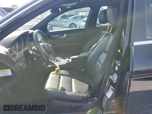 2014 Mercedes-Benz C 250 Sport with VIN WDDGF4HB4EA940397, listed as a Copart auction lot 48552465 with 132,003 mi miles and Salvage title. Bid and sale history available at DreamBid. Image 7.