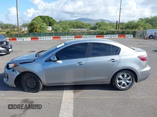 2013 Mazda 3 i Sport with VIN JM1BL1U71D1830239, listed as a IAAI auction lot 41950679 with 139,769 mi miles and . Bid and sale history available at DreamBid. Image 15.
