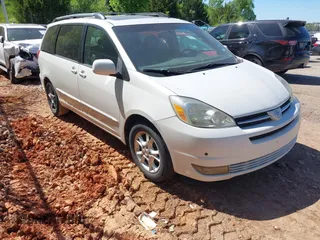 2004 Toyota Sienna XLE z VIN 5TDZA22C04S048267, wystawiony jako IAAI lot #42290853 z przebiegiem 212 104 mil mil oraz . Historia ofert i sprzedaży dostępna na DreamBid. Obrazek 1.