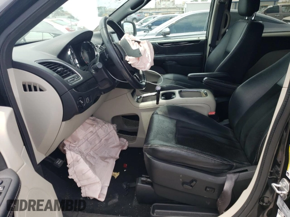 2017 Dodge Grand Caravan SXT with VIN 2C4RDGCG3HR749616, listed as a Copart auction lot 55267925 with 101,333 mi miles and Salvage Title. Bid and sale history available at DreamBid. Image 7.