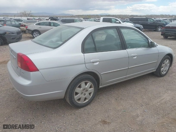 2002 Honda Civic EX with VIN 2HGES26792H578498, listed as a IAAI auction lot 42046739 with 218,271 mi miles. Bid and sale history available at carsss.com. Image 4.