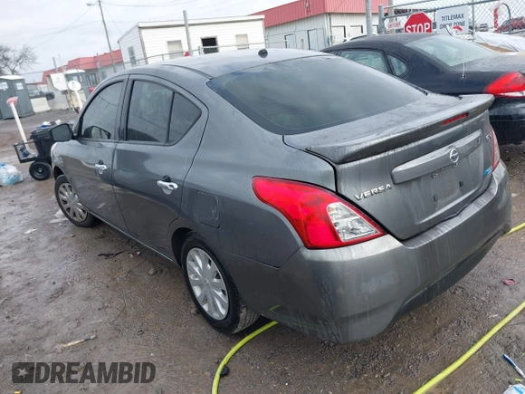 2016 Nissan Versa S Plus with VIN 3N1CN7APXGL842122, listed as a IAAI auction lot 41306018 with 211,746 mi miles. Bid and sale history available at carsss.com. Image 3.