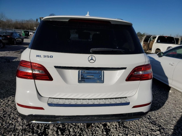 2014 Mercedes-Benz M-Class ML 350 with VIN 4JGDA5JB8EA371710, listed as a Copart auction lot 46101705 with NaN miles and Clean Title. Bid and sale history available at carsss.com. Image 6.