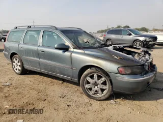 2002 Volvo V70 with VIN YV1SJ58DX21249326, listed as a Copart auction lot 70977624 with 0 mi miles and Salvage Title. Bid and sale history available at carsss.com. Image 4.