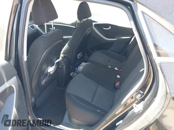 2016 Hyundai Elantra z VIN KMHD35LHXGU275560, wystawiony jako IAAI lot #42102381 z przebiegiem 35 572 mil mil oraz . Historia ofert i sprzedaży dostępna na DreamBid. Obrazek 8.