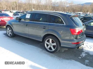 2014 Audi Q7 3.0T S line Prestige with VIN WA1DGAFE5ED010250, listed as a IAAI auction lot 41257093 with 131,001 mi miles. Bid and sale history available at carsss.com. Image 3.
