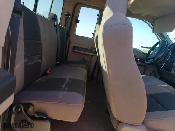 2009 Ford Super Duty F-250 SRW XL with VIN 1FTSX21R39EA83548, listed as a Copart auction lot 77710104 with 126,556 mi miles and Clean Title. Bid and sale history available at carsss.com. Image 10.