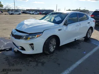2018 Kia Optima LX with VIN 5XXGT4L37JG187109, listed as a IAAI auction lot 41539232 with NaN miles. Bid and sale history available at carsss.com. Image 17.