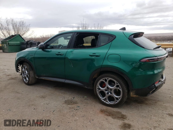 2024 Alfa Romeo Tonale Veloce z VIN ZASPATDW7R3055525, wystawiony jako Copart lot #45515505 z przebiegiem 4 503 mil mil oraz Szkoda całkowita • Salvage title. Historia ofert i sprzedaży dostępna na DreamBid. Obrazek 2.