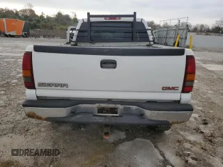 2003 GMC Sierra 1500HD SLE z VIN 1GTGK13U53F242247, wystawiony jako Copart lot #79421714 z przebiegiem 267 691 mil mil oraz Szkoda całkowita • Salvage title. Historia ofert i sprzedaży dostępna na DreamBid. Obrazek 6.