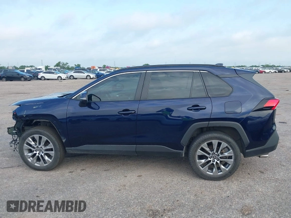 2022 Toyota RAV4 XLE Premium с VIN 2T3C1RFV5NW211019, выставлен на аукционе IAAI как лот 42130420 с пробегом 52 097 миль миль и . История ставок и продаж доступна на DreamBid. Изображение 15.