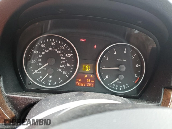 2006 BMW 3 Series 330i with VIN WBAVB335X6PS11566, listed as a Copart auction lot 58345225 with 152,952 mi miles and Salvage title. Bid and sale history available at DreamBid. Image 9.
