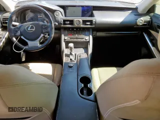 2017 Lexus IS 200t z VIN JTHBA1D26H5044959, wystawiony jako Copart lot #60867805 z przebiegiem 56 142 mil mil oraz Czysty tytuł • Clean title. Historia ofert i sprzedaży dostępna na DreamBid. Obrazek 8.