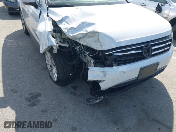 2019 Volkswagen Tiguan S z VIN 3VV1B7AX0KM062437, wystawiony jako IAAI lot #41906720 z przebiegiem 45 157 mil mil oraz . Historia ofert i sprzedaży dostępna na DreamBid. Obrazek 6.