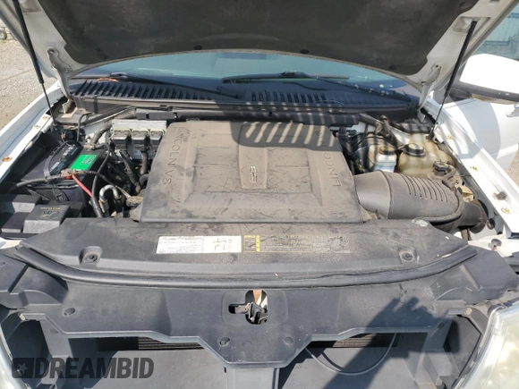 2006 Lincoln Navigator Luxury with VIN 5LMFU28596LJ05811, listed as a Copart auction lot 70048584 with 214,952 mi miles and Salvage Title. Bid and sale history available at carsss.com. Image 11.