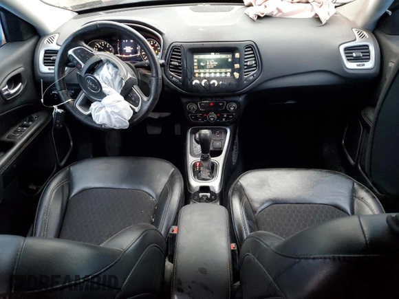 2020 Jeep Compass Latitude with VIN 3C4NJDBB6LT150324, listed as a Copart auction lot 49298845 with 44,160 mi miles and Salvage Title. Bid and sale history available at DreamBid. Image 8.