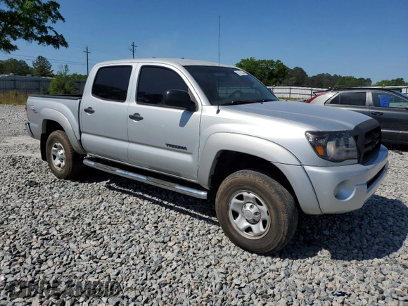 2007 Toyota Tacoma with VIN 3TMLU42N47M013570, listed as a Copart auction lot 52178225 with 199,812 mi miles and Salvage Title. Bid and sale history available at DreamBid. Image 4.