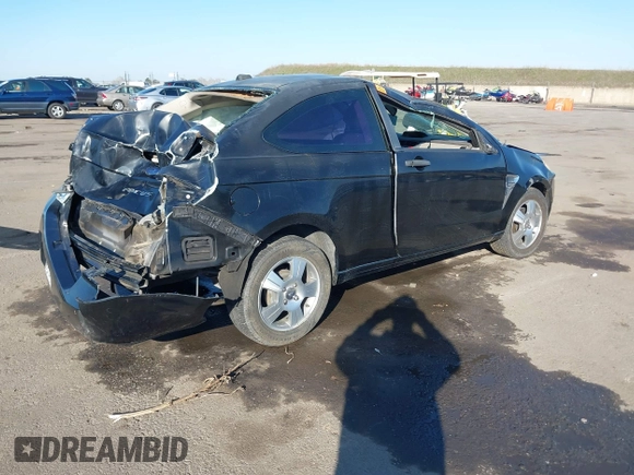 2008 Ford Focus SE with VIN 1FAHP33NX8W173837, listed as a IAAI auction lot 41436681 with 1 mi miles. Bid and sale history available at carsss.com. Image 4.