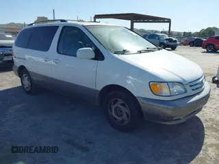 2002 Toyota Sienna LE with VIN 4T3ZF13C42U427293, listed as a IAAI auction lot 42072584 with 279,436 mi miles. Bid and sale history available at carsss.com. Image 1.