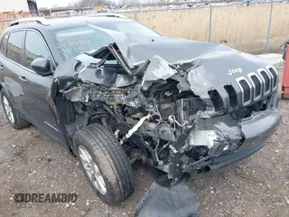2016 Jeep Cherokee Latitude with VIN 1C4PJMCB2GW228234, listed as a IAAI auction lot 41995470 with 146,517 mi miles and . Bid and sale history available at carsss.com. Image 6.