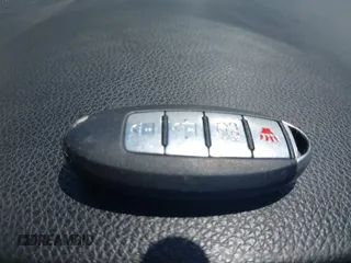 2017 Nissan Sentra S с VIN 3N1AB7AP3HY337169, выставлен на аукционе IAAI как лот 42302666 с пробегом 80 090 миль миль и . История ставок и продаж доступна на DreamBid. Изображение 11.