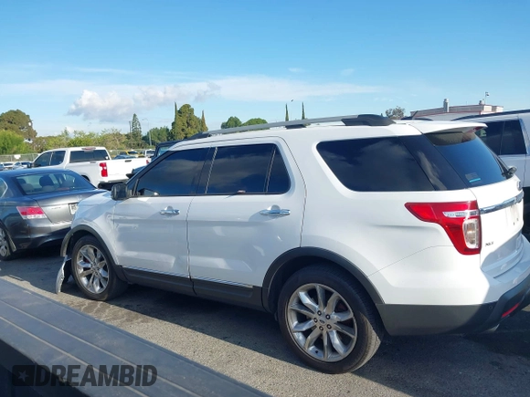 2013 Ford Explorer XLT with VIN 1FM5K7D85DGB34293, listed as a IAAI auction lot 42106718 with 147,016 mi miles and . Bid and sale history available at DreamBid. Image 15.