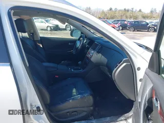 2017 Infiniti QX50 z VIN JN1BJ0RRXHM403160, wystawiony jako IAAI lot #41680387 z przebiegiem 41 425 mil mil oraz . Historia ofert i sprzedaży dostępna na DreamBid. Obrazek 5.