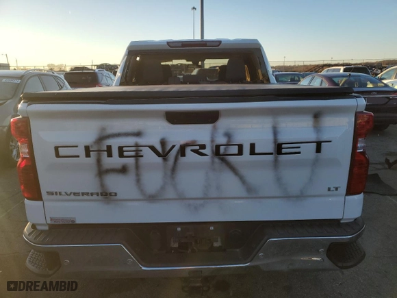 2019 Chevrolet Silverado 1500 LT with VIN 3GCUYDED6KG105959, listed as a Copart auction lot 84004974 with 162,766 mi miles and Salvage Title. Bid and sale history available at carsss.com. Image 6.