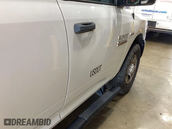2018 Ram 2500 Tradesman с VIN 3C6UR4HJ8JG274627, выставлен на аукционе IAAI как лот 42575840 с пробегом 152 686 миль миль и . История ставок и продаж доступна на DreamBid. Изображение 12.