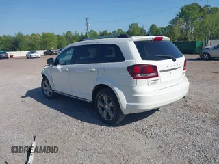 2016 Dodge Journey Crossroad z VIN 3C4PDCGB7GT138644, wystawiony jako IAAI lot #42006966 z przebiegiem 114 662 mil mil oraz . Historia ofert i sprzedaży dostępna na DreamBid. Obrazek 3.