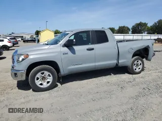 2018 Toyota Tundra SR with VIN 5TFRY5F11JX239501, listed as a Copart auction lot 62104135 with 111,361 mi miles and Salvage title. Bid and sale history available at DreamBid. Image 1.