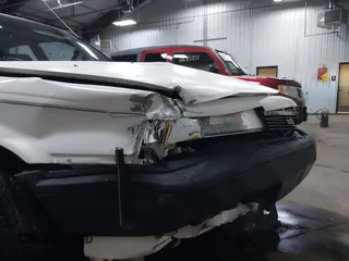 1990 Toyota Camry z VIN JT2SV21E5L3398379, wystawiony jako IAAI lot #41699413 z przebiegiem 100 136 mil mil oraz . Historia ofert i sprzedaży dostępna na DreamBid. Obrazek 6.