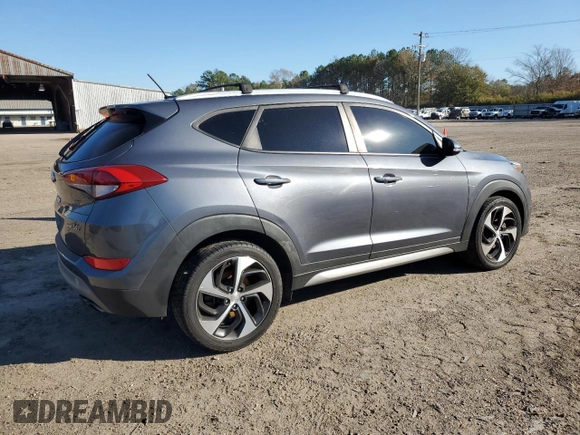 2017 Hyundai Tucson Sport z VIN KM8J33A26HU326088, wystawiony jako Copart lot #82030663 z przebiegiem 111 615 mil mil oraz Czysty tytuł • Clean title. Historia ofert i sprzedaży dostępna na DreamBid. Obrazek 3.