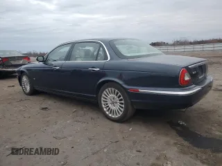 2006 Jaguar XJ Vanden Plas with VIN SAJWA82B86SH09779, listed as a Copart auction lot 82672424 with 161,800 mi miles and Clean Title. Bid and sale history available at carsss.com. Image 2.