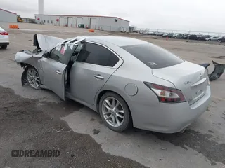 2014 Nissan Maxima SV with VIN 1N4AA5AP5EC460941, listed as a IAAI auction lot 40748781 with 130,872 mi miles and . Bid and sale history available at DreamBid. Image 3.