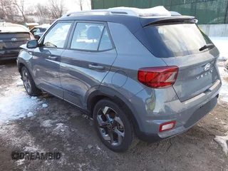 2022 Hyundai Venue Limited with VIN KMHRC8A36NU133802, listed as a IAAI auction lot 41496145 with 15,536 mi miles and . Bid and sale history available at DreamBid. Image 3.