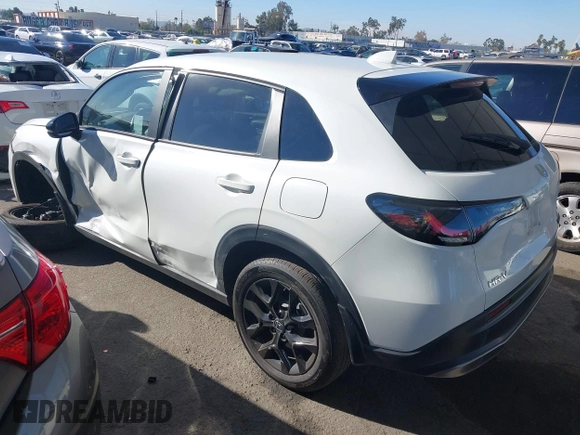 2024 Honda HR-V Sport with VIN 3CZRZ2H57RM743851, listed as a IAAI auction lot 41060626 with 14,786 mi miles. Bid and sale history available at carsss.com. Image 3.
