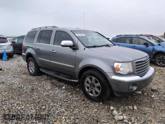 2008 Chrysler Aspen Limited z VIN 1A8HW58N98F122842, wystawiony jako Copart lot #86193384 z przebiegiem 205 049 mil mil oraz Szkoda całkowita • Salvage title. Historia ofert i sprzedaży dostępna na DreamBid. Obrazek 4.