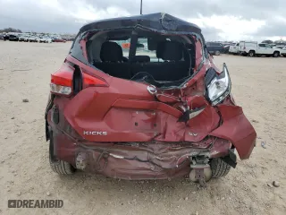2018 Nissan Kicks SV with VIN 3N1CP5CU6JL527908, listed as a Copart auction lot 43878705 with 81,433 mi miles and Salvage Title. Bid and sale history available at carsss.com. Image 6.
