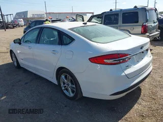 2018 Ford Fusion SE z VIN 3FA6P0LU2JR155483, wystawiony jako IAAI lot #42019475 z przebiegiem Nie podano mil oraz . Historia ofert i sprzedaży dostępna na DreamBid. Obrazek 3.