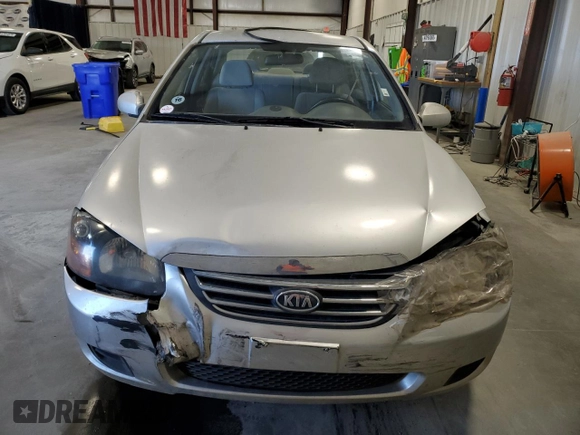 2009 Kia Spectra EX with VIN KNAFE221295652113, listed as a Copart auction lot 47983865 with 173,835 mi miles and Non Repairable. Bid and sale history available at carsss.com. Image 5.
