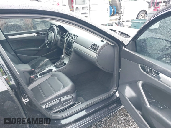 2019 Volkswagen Passat 2.0T Wolfsburg Edition with VIN 1VWLA7A39KC011539, listed as a IAAI auction lot 41616136 with 54,652 mi miles. Bid and sale history available at carsss.com. Image 5.