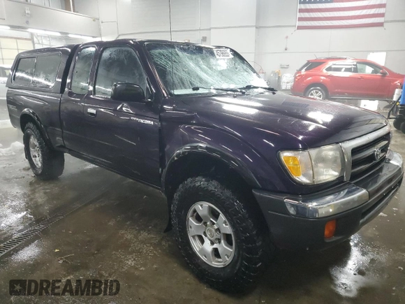1998 Toyota Tacoma with VIN 4TAWN72N0WZ135590, listed as a Copart auction lot 45796955 with 241,581 mi miles and Salvage Title. Bid and sale history available at DreamBid. Image 4.
