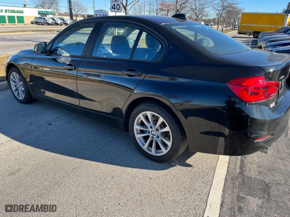 2018 BMW 3 Series 320i xDrive with VIN WBA8A3C5XJA491761, listed as a Copart auction lot 86257384 with 20,760 mi miles and Clean Title. Bid and sale history available at carsss.com. Image 3.