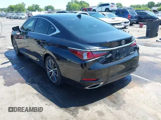 2024 Lexus ES 350 с VIN 58ADZ1B1XRU178415, выставлен на аукционе IAAI как лот 42220498 с пробегом 29 043 миль миль и . История ставок и продаж доступна на DreamBid. Изображение 3.