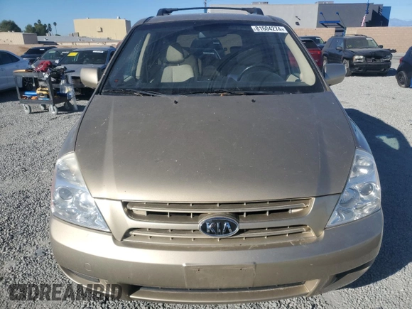 2008 Kia Sedona with VIN KNDMB133186257281, listed as a Copart auction lot 81604274 with 123,415 mi miles and Clean Title. Bid and sale history available at carsss.com. Image 5.
