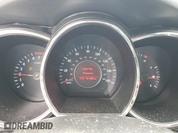 2013 Kia Optima EX z VIN 5XXGN4A76DG124488, wystawiony jako Copart lot #59487325 z przebiegiem 161 440 mil mil oraz Szkoda całkowita • Salvage title. Historia ofert i sprzedaży dostępna na DreamBid. Obrazek 9.
