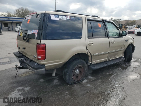2000 Ford Expedition XLT with VIN 1FMRU1562YLB21052, listed as a Copart auction lot 45756345 with 193,192 mi miles and Salvage Title. Bid and sale history available at carsss.com. Image 3.