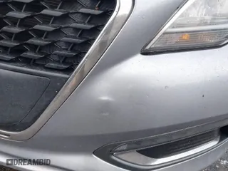 2017 Hyundai Sonata Hybrid SE with VIN KMHE24L14HA044001, listed as a IAAI auction lot 41490755 with 143,550 mi miles. Bid and sale history available at carsss.com. Image 6.